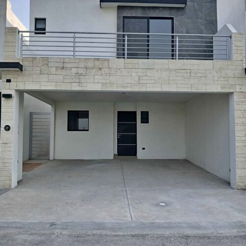 Casa de 2 Plantas en Zona Centro – China, Nuevo León